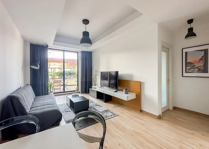 Garden Apartment - Herastrau Park 3Min Walk
